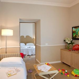 Camera familiare con letto king size